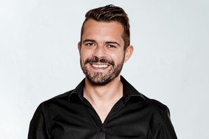 Frank
                                                      Müller